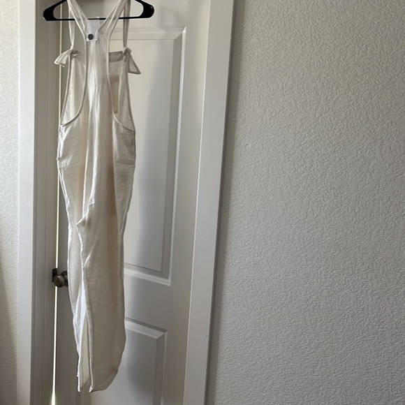 NWT LSpace Women’s Overalls With Pockets, Size Medium. - Picture 4 of 9